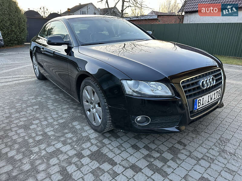 Купе Audi A5 2009 в Вараше