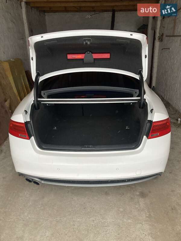 Купе Audi A5 2012 в Белой Церкви