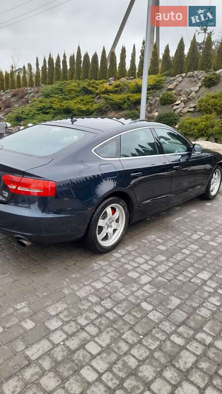 Лифтбек Audi A5 2010 в Львове