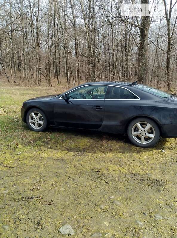 Купе Audi A5 2010 в Стрые