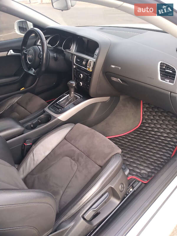 Купе Audi A5 2012 в Одессе