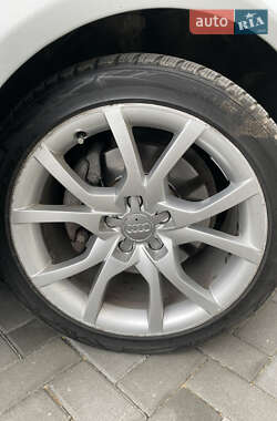 Купе Audi A5 2011 в 