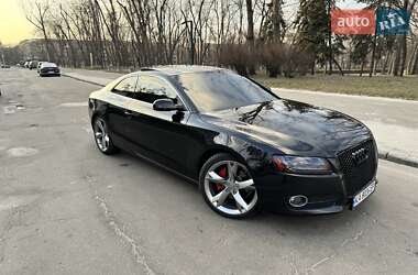 Купе Audi A5 2011 в 