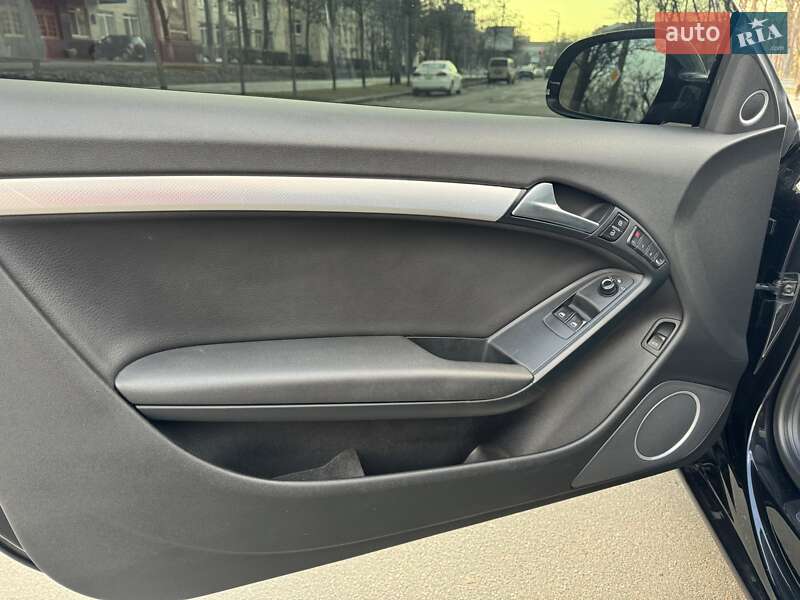 Купе Audi A5 2011 в Киеве