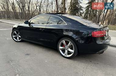 Купе Audi A5 2011 в 