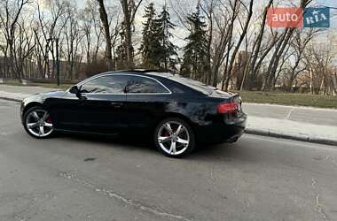 Купе Audi A5 2011 в 