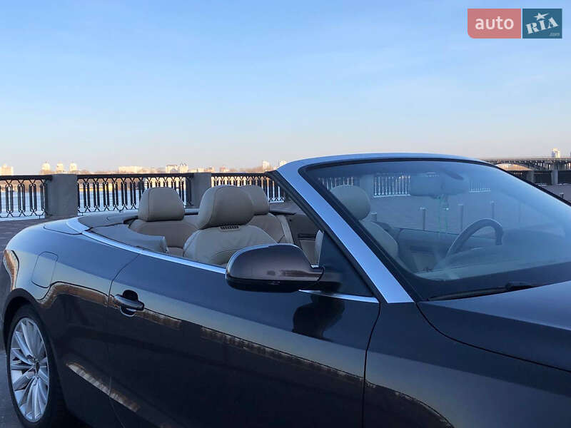 Кабріолет Audi A5 2011 в Києві