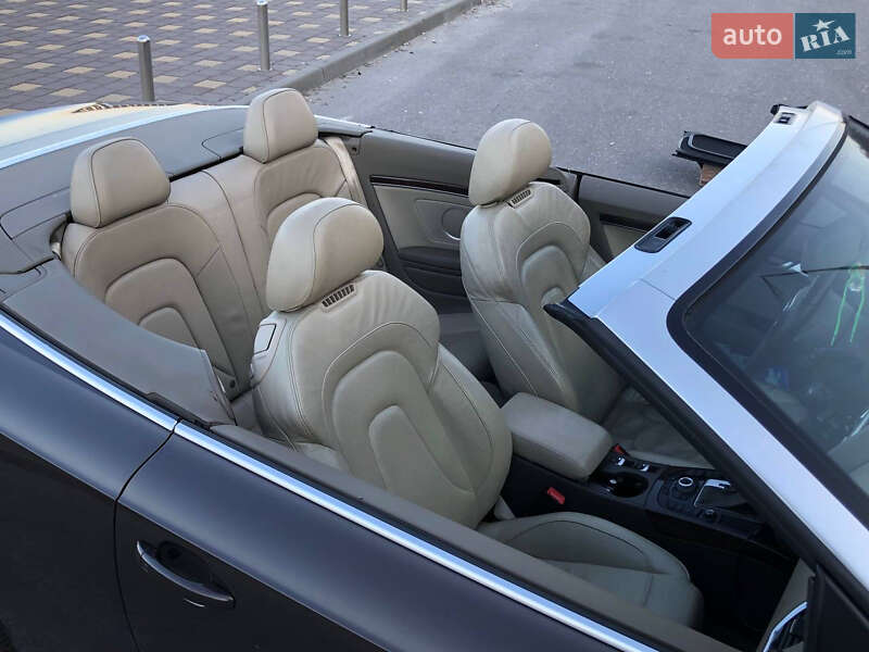 Кабріолет Audi A5 2011 в Києві