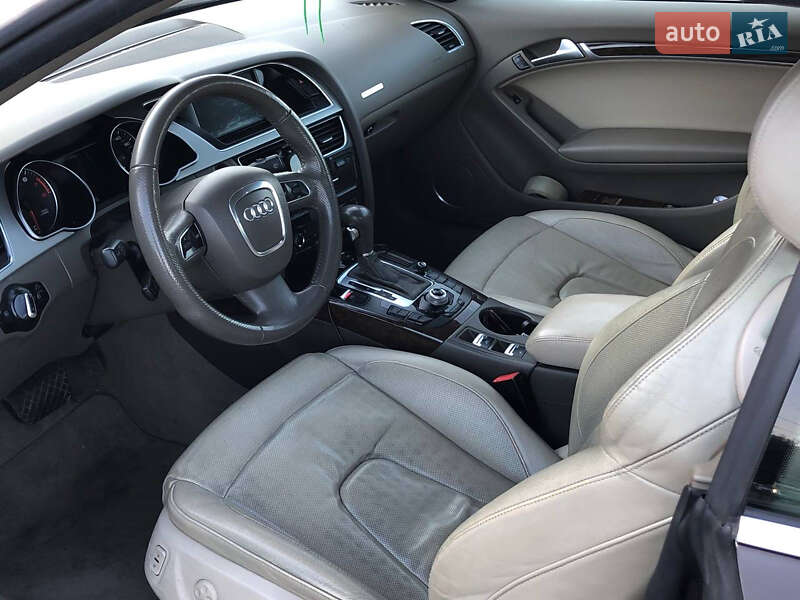 Кабріолет Audi A5 2011 в Києві