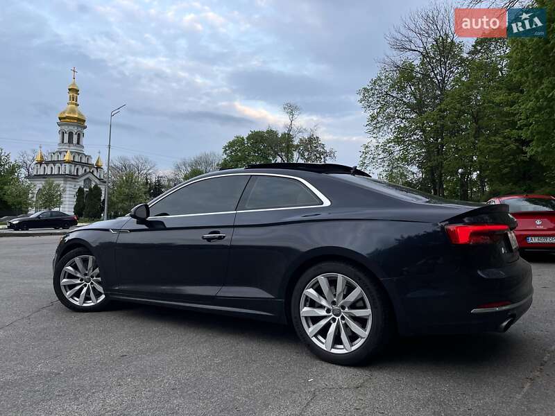 Купе Audi A5 2017 в Киеве