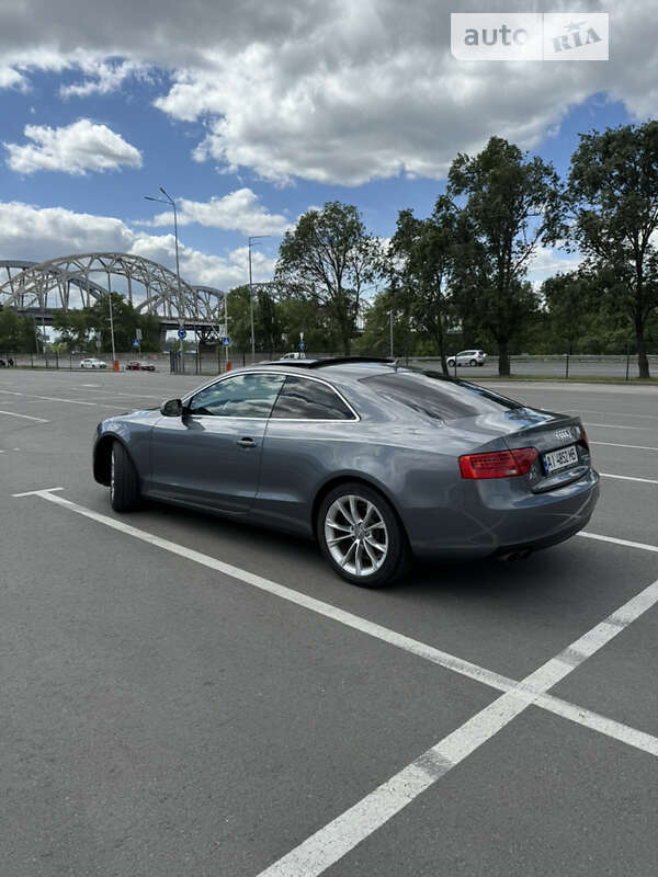 Купе Audi A5 2012 в Києві