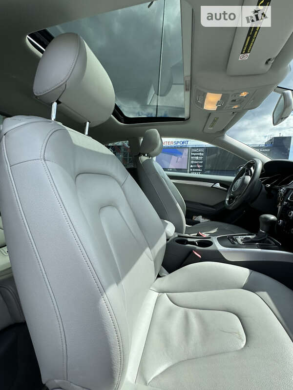 Купе Audi A5 2012 в Києві