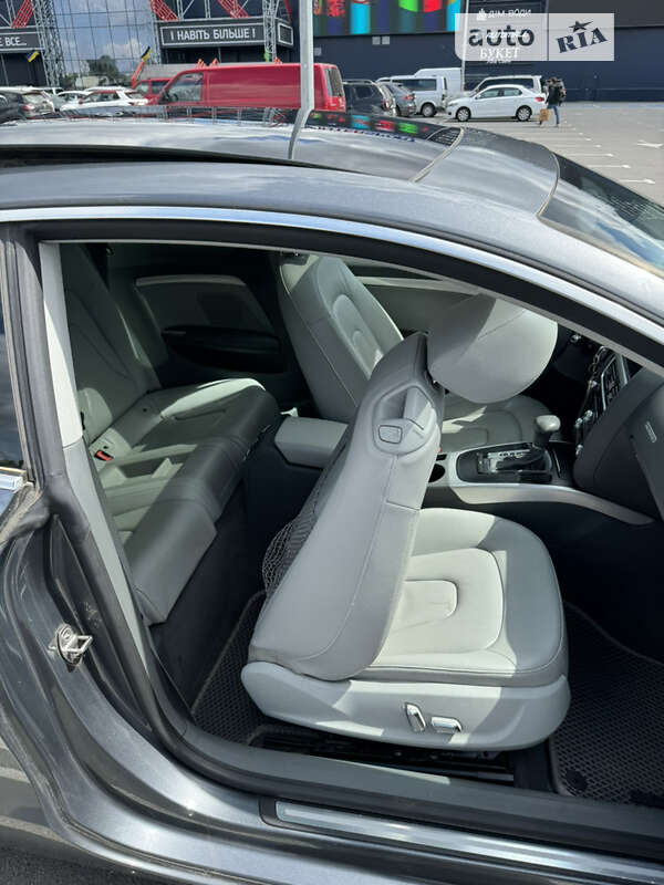 Купе Audi A5 2012 в Києві