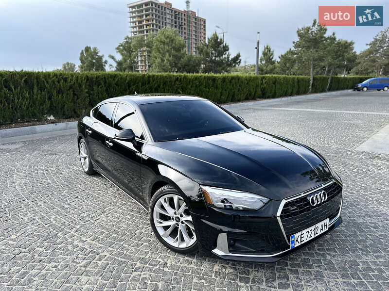 Лифтбек Audi A5 2021 в 