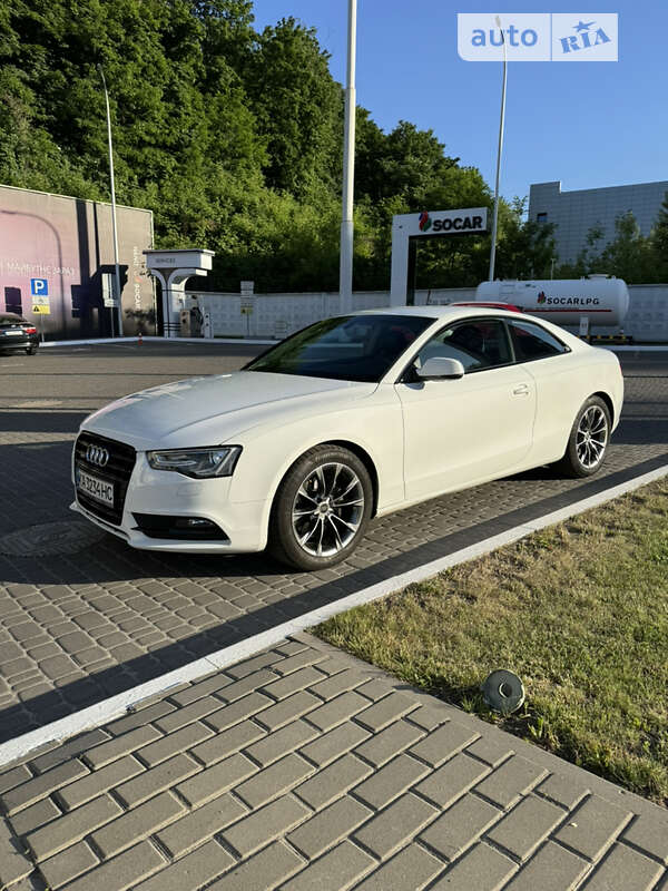 Купе Audi A5 2011 в Киеве