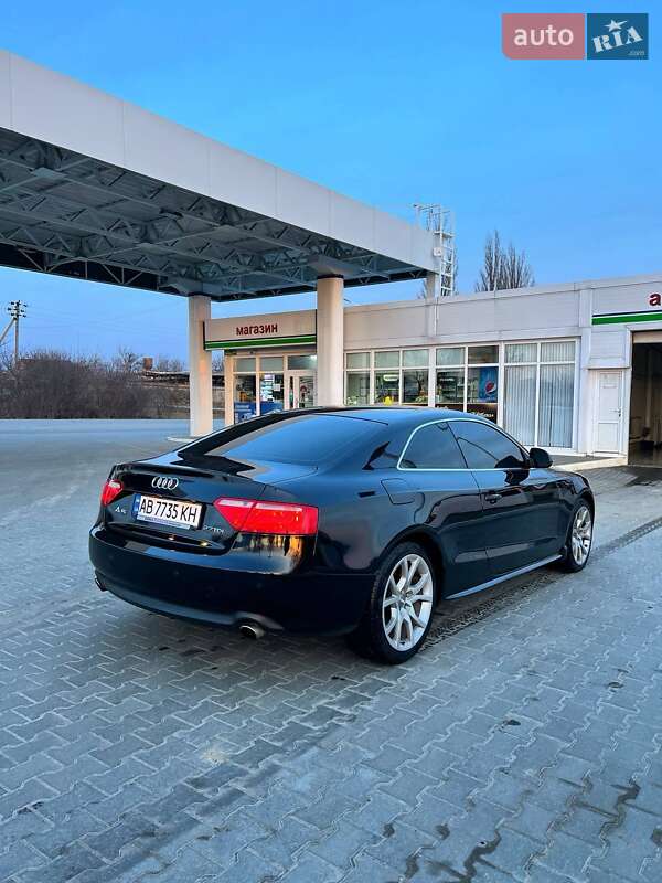 Купе Audi A5 2008 в Тыврове