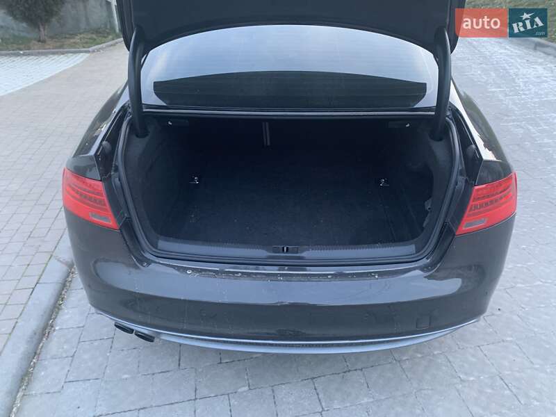 Купе Audi A5 2014 в Львове