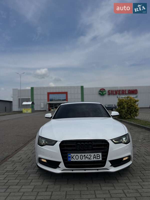Купе Audi A5 2011 в 