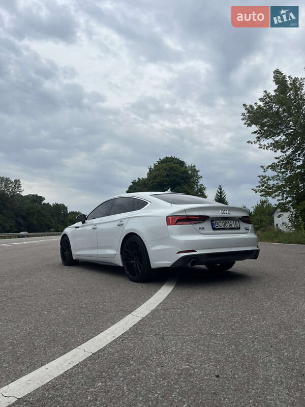 Купе Audi A5 2017 в Новому Калинові