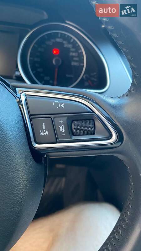 Купе Audi A5 2013 в Чернівцях