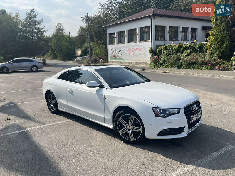 Купе Audi A5 2014 в Киеве