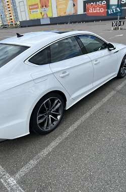 Лифтбек Audi A5 2022 в 