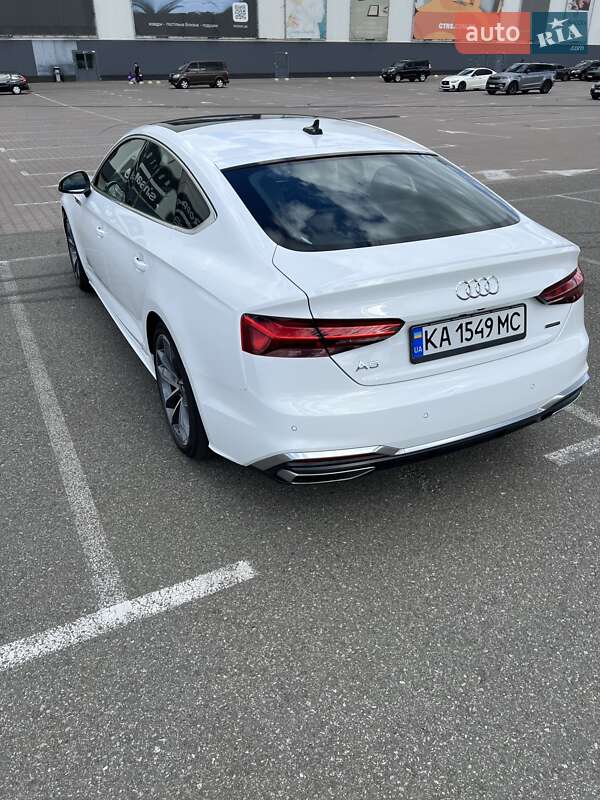 Лифтбек Audi A5 2022 в Киеве