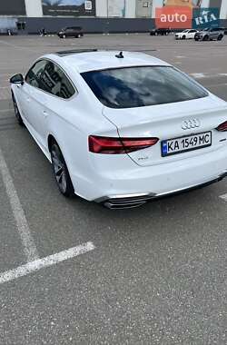 Лифтбек Audi A5 2022 в 