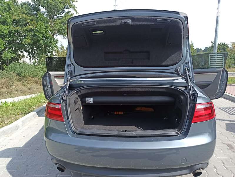 Кабріолет Audi A5 2011 в Львові