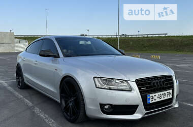 Купе Audi A5 2010 в Львові