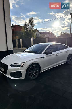Ліфтбек Audi A5 2021 в 