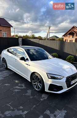 Ліфтбек Audi A5 2021 в 