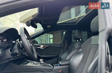 Купе Audi A5 2019 в 