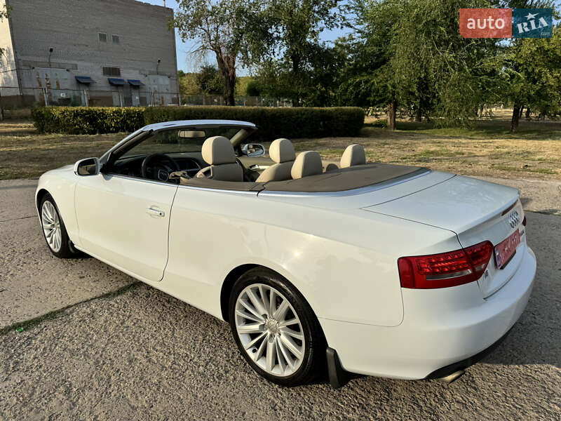Кабриолет Audi A5 2012 в Кривом Роге