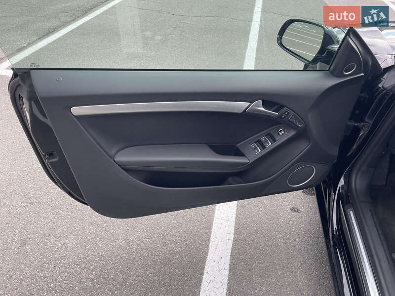 Кабріолет Audi A5 2012 в Кам'янець-Подільському