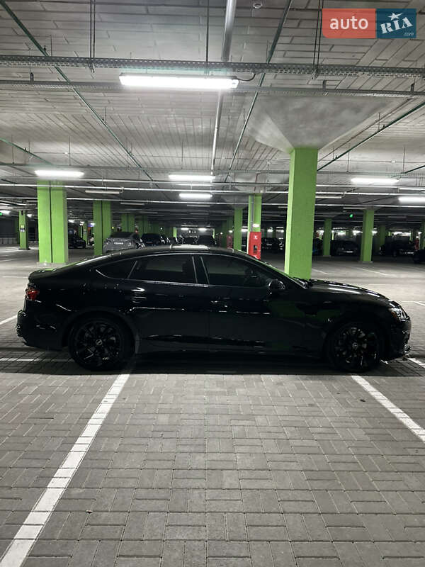 Лифтбек Audi A5 2022 в Киеве
