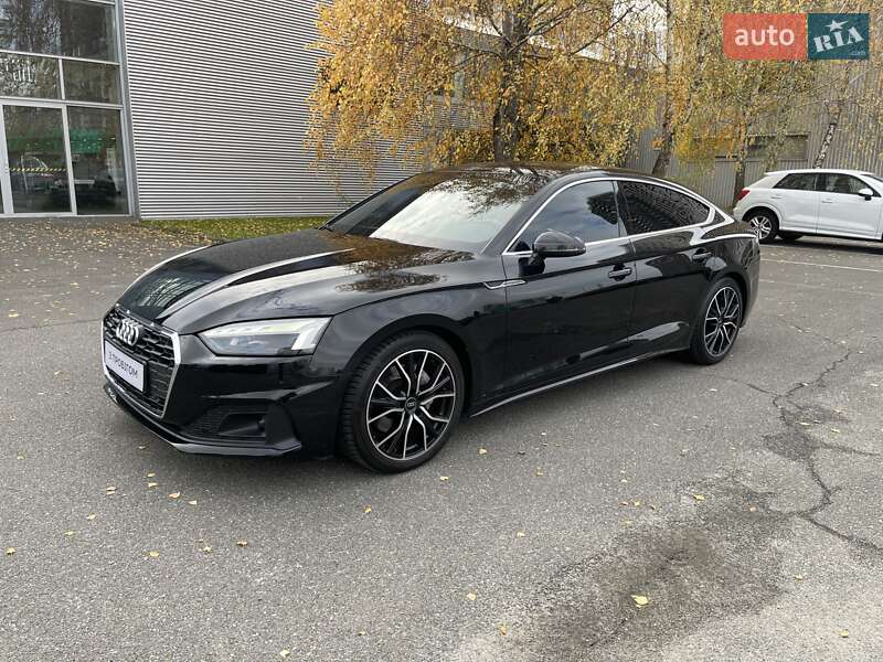 Лифтбек Audi A5 2022 в Киеве