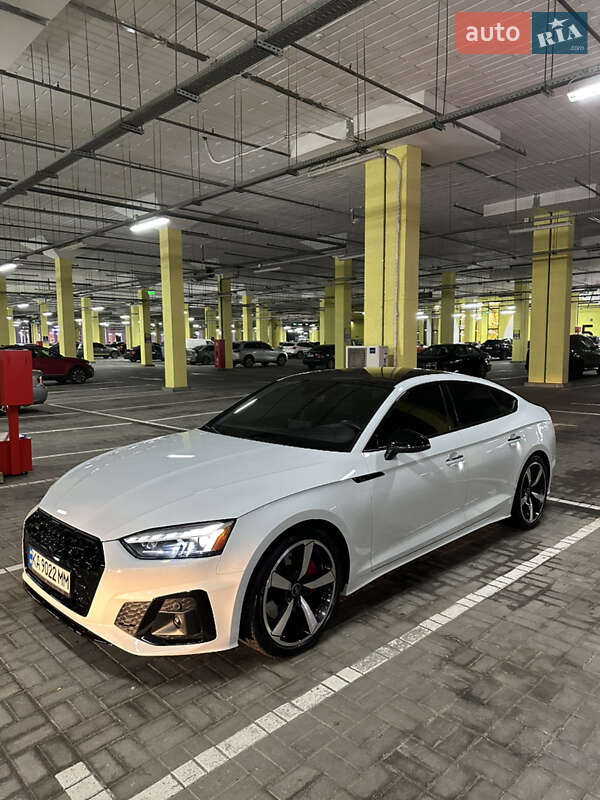 Лифтбек Audi A5 2022 в Киеве