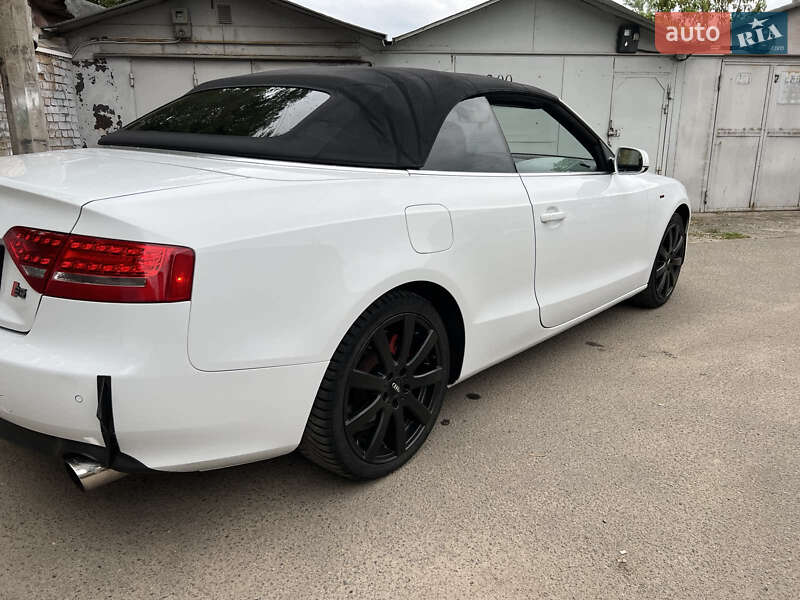 Кабриолет Audi A5 2012 в Житомире