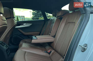 Лифтбек Audi A5 2022 в 