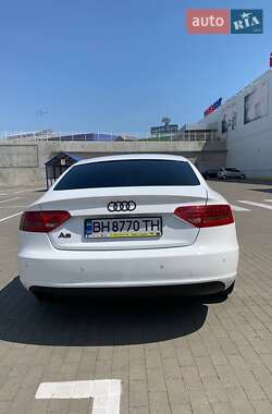 Купе Audi A5 2011 в 
