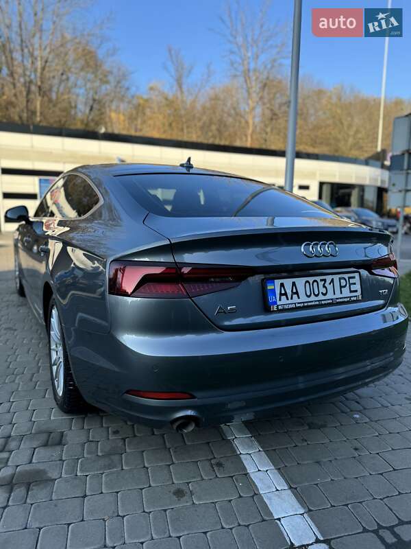 Купе Audi A5 2018 в Киеве