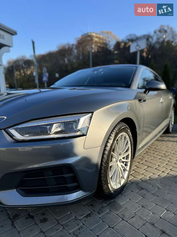 Купе Audi A5 2018 в Киеве