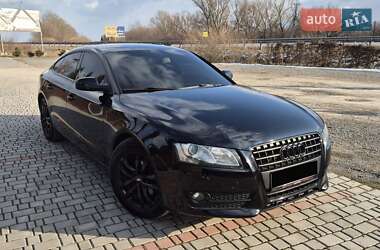 Купе Audi A5 2011 в Бучаче