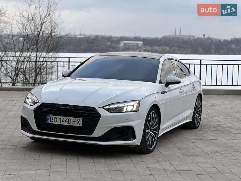 Ліфтбек Audi A5 2020 в 