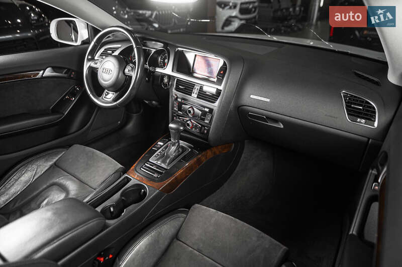 Купе Audi A5 2011 в Одессе