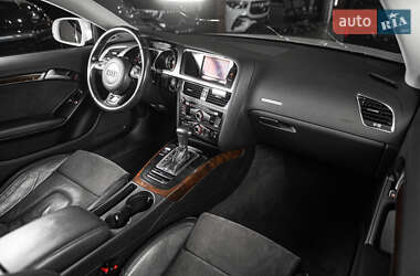 Купе Audi A5 2011 в 