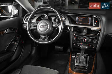 Купе Audi A5 2011 в 