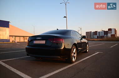 Купе Audi A5 2011 в 