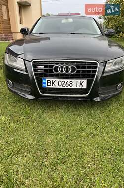 Купе Audi A5 2009 в Березному